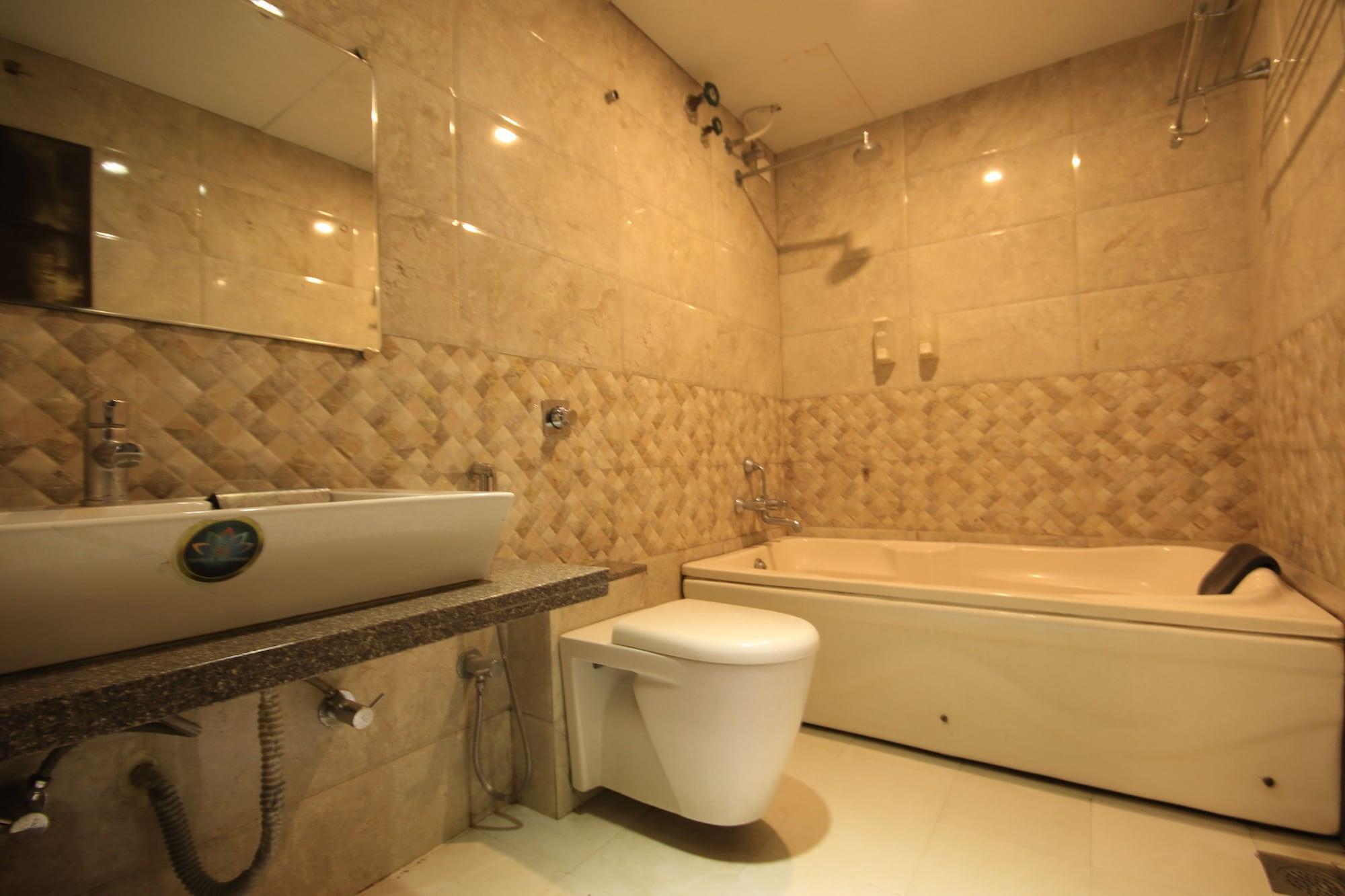 OYO 891 Hotel Kadamb Inn Ahmedabad Exterior foto