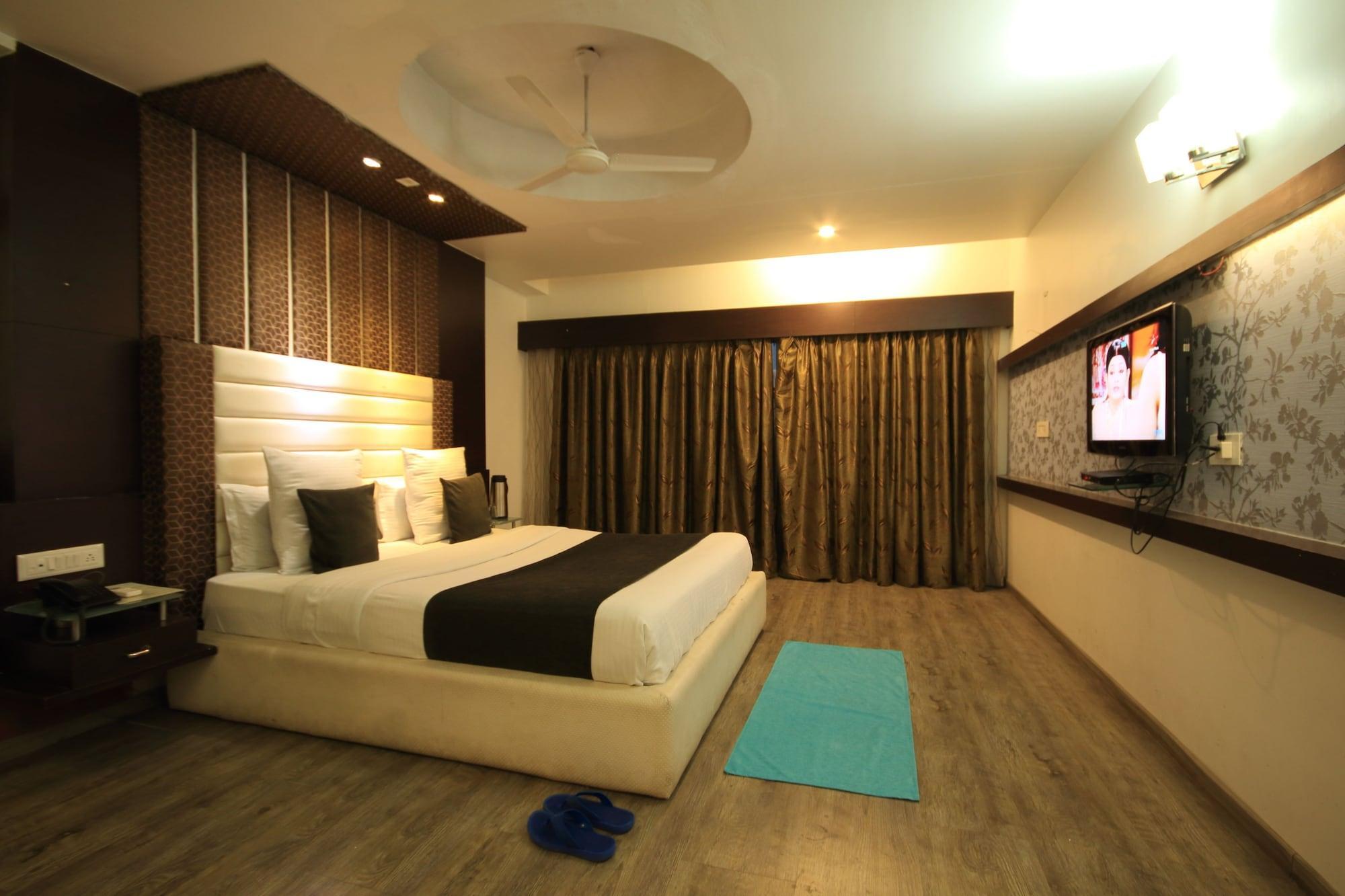OYO 891 Hotel Kadamb Inn Ahmedabad Exterior foto
